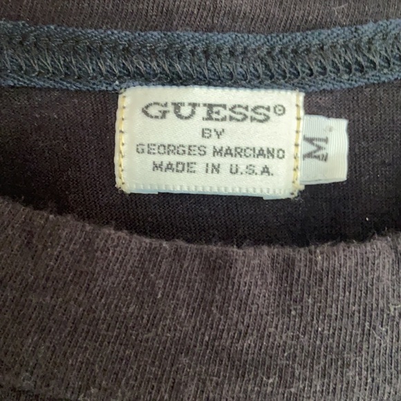 🔥VINTAGE🔥Embroidered Guess Jeans USA Made in USA 100% Cotton T-shirt. - Picture 3 of 6